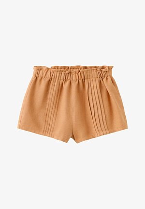 Pantaloni scurți maro deschis, cu talie înaltă, bandă elastică în talie și pliuri verticale cusute pe părțile frontale, confecționați dintr-un material moale.