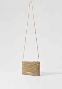 Loeffler Randall YASMINE FLAT CLUTCH - Skuldertasker - gold