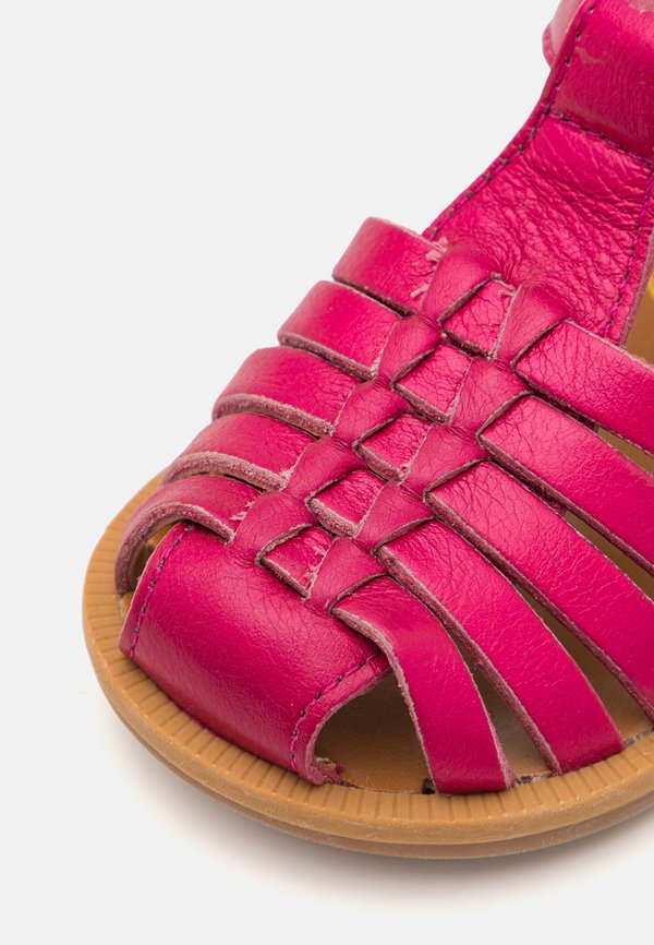POPPY PITTI - Sandals - berry4