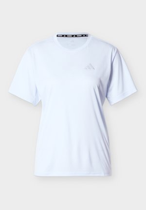 Λευκό αθλητικό κοντομάνικο μπλουζάκι με στρογγυλή λαιμόκοψη και διακριτικό λογότυπο Adidas στο αριστερό στήθος, σχεδιασμένο για τρέξιμο.