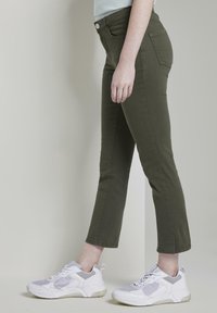 TOM TAILOR Vaqueros slim fit - olive