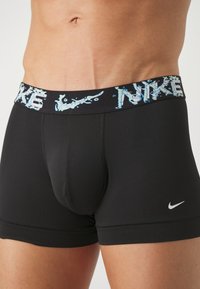 Nike Underwear ESSENTIAL TRUNK 3 PACK - Boxerbriefs - photo blue/vapor green/black