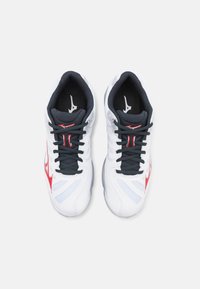 Mizuno WAVE VOLTAGE 2 - Volleyball shoes - white/salsa/black