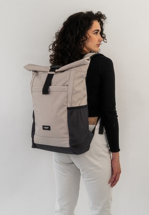 NO 2 - Rucksack - sand grau