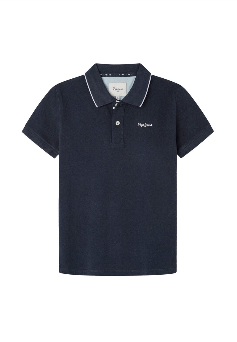Polo bleu marine manches courtes avec bordure blanche au col et petit logo blanc sur la poitrine gauche, patte de boutonnage à trois boutons.