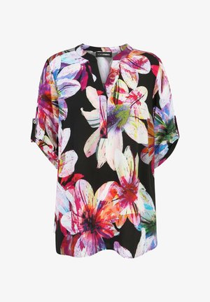 Blumenbluse mit großen, lebhaften rosa und weißen Blumenmustern auf schwarzem Hintergrund. Leichter Stoff, mit V-Ausschnitt und aufgerollten Ärmeln.