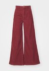 TROUSER - Pantaloni - madder brown