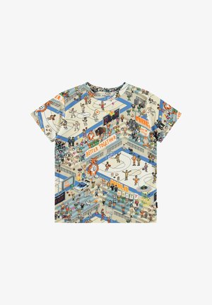 Graafinen lyhythihainen T-paita, jossa on kokonaiskuva eri hahmoista urheiluympäristössä, pääasiassa beigen sävyjä ja monivärisiä yksityiskohtia.