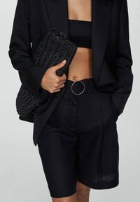 Mango Shortsit - black