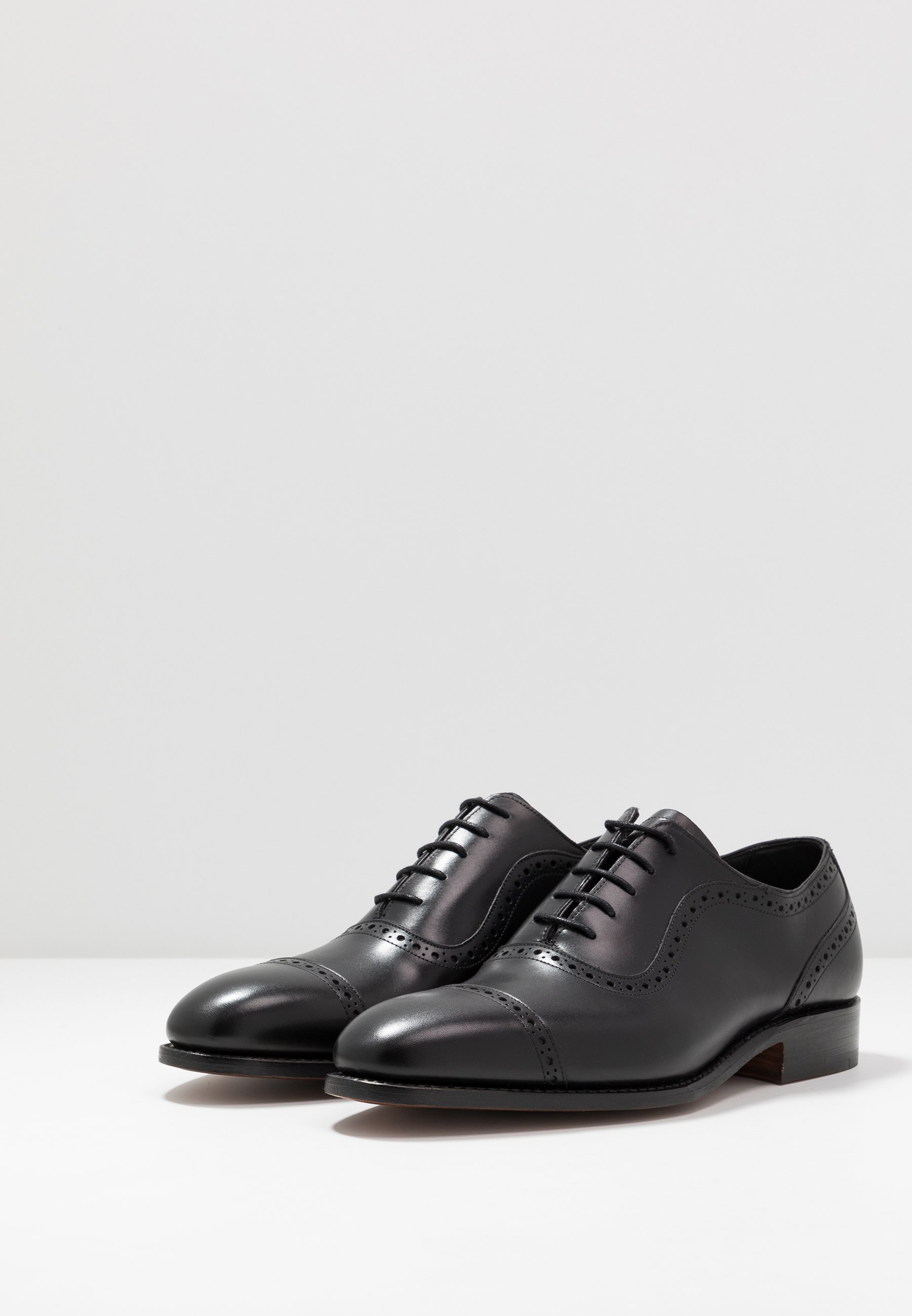 Barker NEWMARKET Pensko med snøring black Zalando.no Barker NEWMARKET Pensko med snøring black Zalando.no