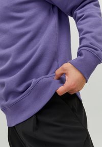 Jack & Jones JJESTAR CREW NECK - Sweater - twilight purple