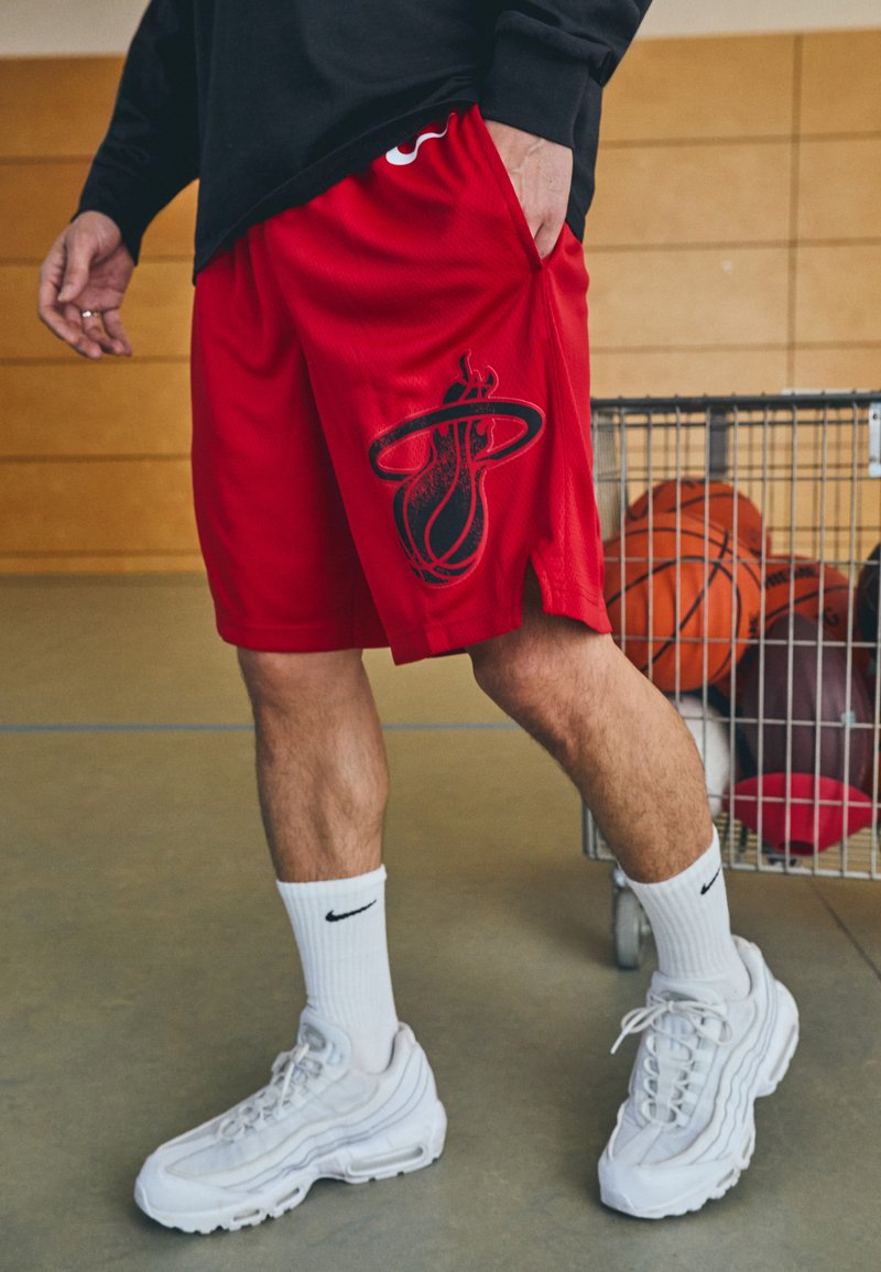Nike Performance NBA MIAMI HEAT SHORTS - Klubbkläder - university red/white