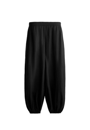 OYSHO, Pantalon classique - black