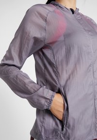 ASICS Veste de running - lilac