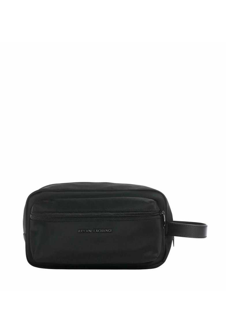 Borsa da toeletta nera in nylon con forma rettangolare, chiusura con zip e manico laterale. Presenta un logo in rilievo sul davanti per il branding.