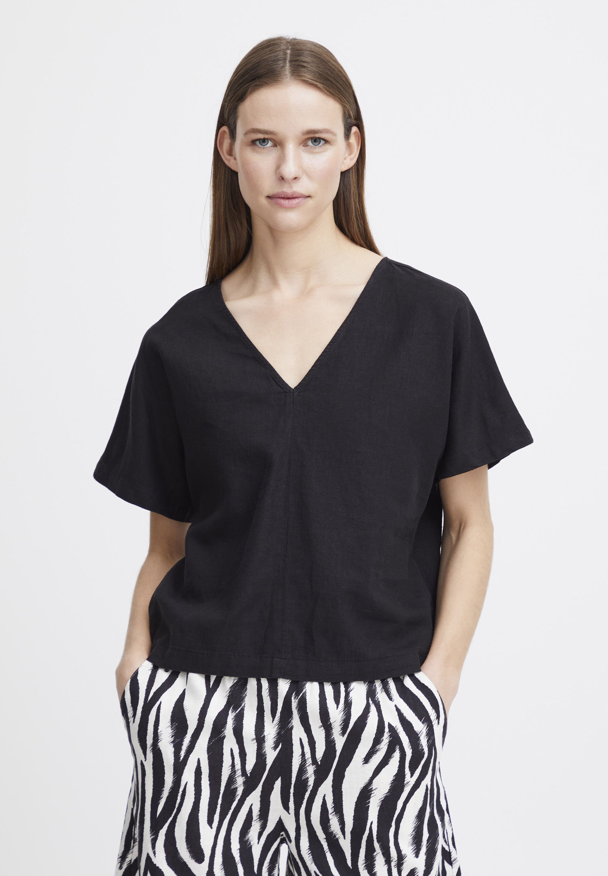 売れ筋商品|||ビーヤング シャツ レディース トップス BYFALAKKA VNECK BLOUSE - Blouse - black b.young BYFALAKKA VNECK BLOUSE - Blouse - black/black denim