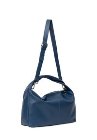 Borsa in pelle blu con una sola tracolla regolabile, dalla consistenza morbida, forma rotonda e chiusura a zip nella parte superiore.