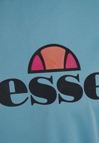Ellesse ALENTE TEE - T-shirt estampada - light blue