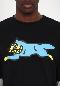 Icecream RUNNING DOG LAYERED  - Longsleeve - black