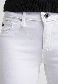 AG Jeans Vaqueros pitillo - white