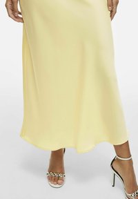 VILA VIELLETTE MIDI SKIRT - Pencil skirt - pale banana