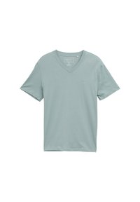 Ljusblå v-neck t-shirt gjord av mjukt material, med korta ärmar och en diskret logotyp på vänster bröstområde.