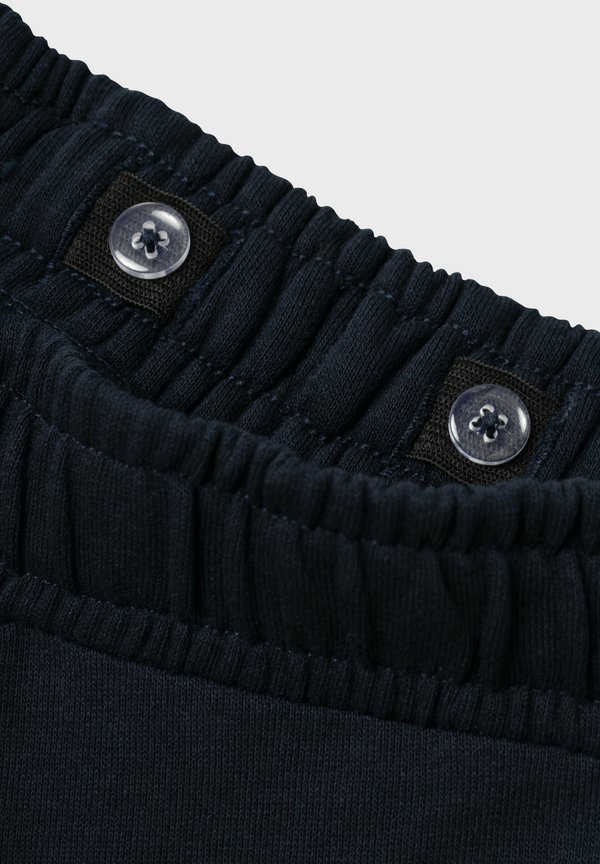 NKMOLLIE - Cargo trousers - dark sapphire3