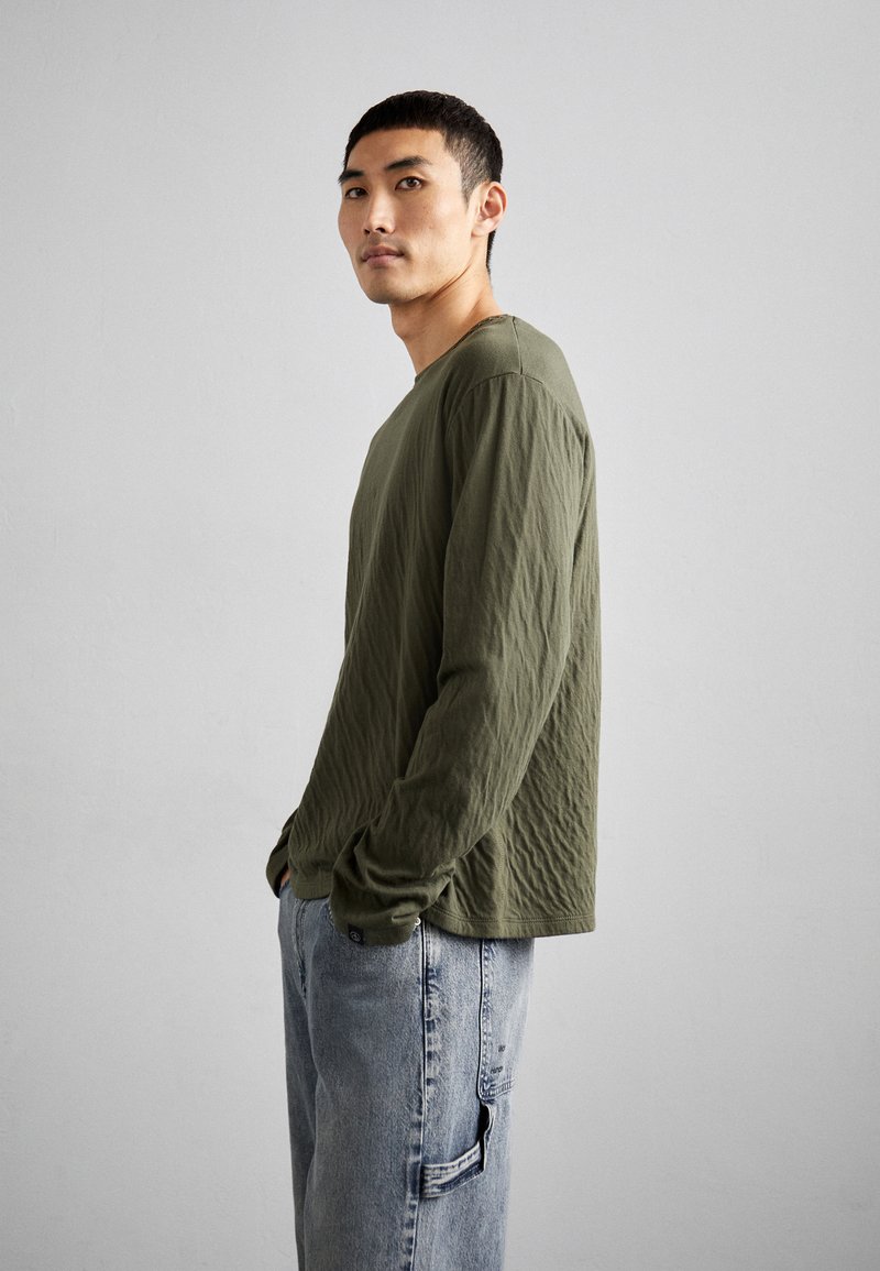 Kerwin Top | Slate Blue