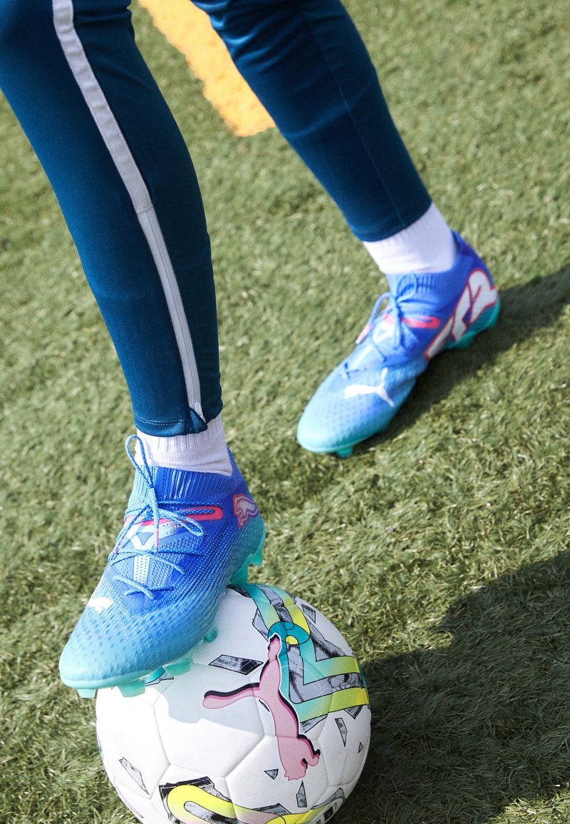 Puma Voetbalschoenen voor kunstgras blauw