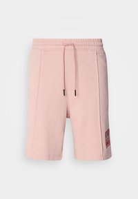 Vald, light pastel pink