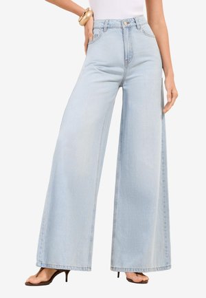 Friends Like These, Flared Jeans - light blue