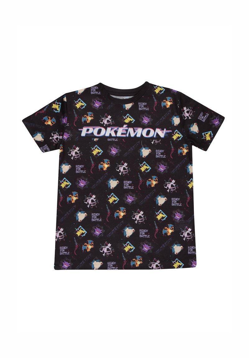 Černé tričko s barevným vzorem Pokémonů, s textem "POKÉMON" a "PŘIPRAVEN NA BOJ" v tučném písmu přes hruď.