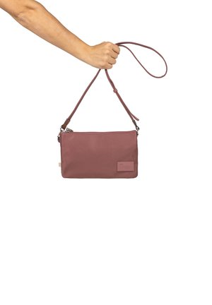 XPLORE - Cross body bag - aged pink