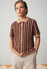 Next SHORT SLEEVE - REGULAR FIT - Košile - rust brown