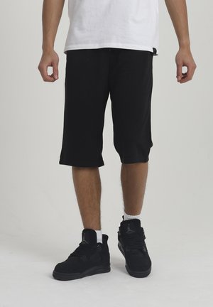 Shorts - black