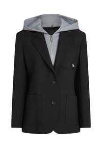 Čierny blejzer so šedou mikinou s kapucňou integrovanou. Obsahuje jednu náprsné vrecko, dve predné vrecká a dva čierne gombíky. Hladká tkanina.