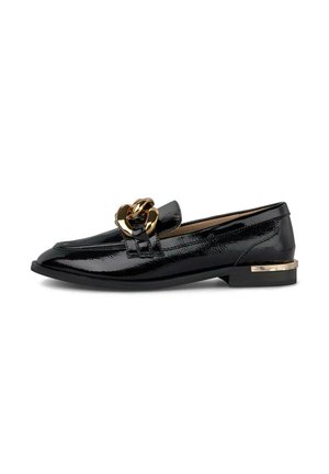 Zwarte lakleren loafers met een puntige neus, gouden kettingdetail bovenop en kleine gouden accenten op de gestapelde lage hak.