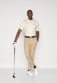 Nike Golf TOUR PRINT - Polotričko - pale ivory/black