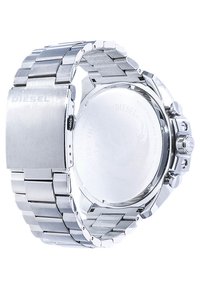 Orologio in acciaio inossidabile con finitura spazzolata, bracciale argentato, grande cassa rotonda, pulsanti del cronografo e fondo incassato.