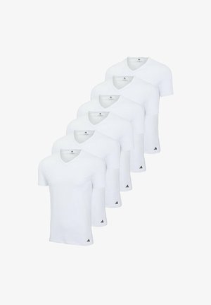 Sei t-shirt bianche a V in tessuto leggero. Ognuna presenta maniche corte e un piccolo logo nero sul lato sinistro in basso.