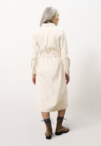 FRNCH CLOTILDA - Spijkerjurk - creme