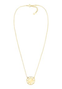 Collana in tono dorato caratterizzata da una delicata catena e un pendant circolare con un design a taglio geometrico e una superficie centrale liscia.