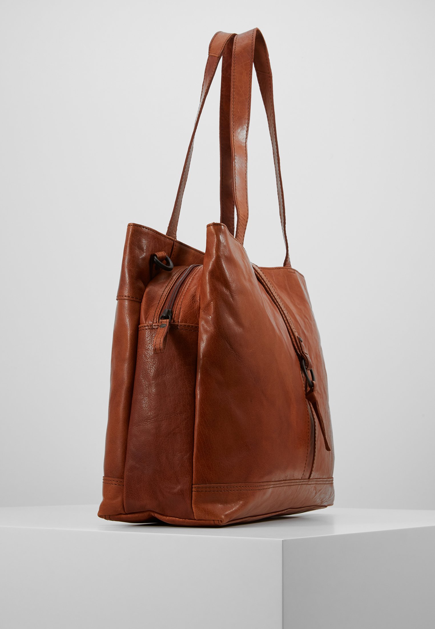 Spikes & Sparrow Stresskoffert brandykonjakk Zalando.no Spikes & Sparrow Stresskoffert brandy Zalando.no