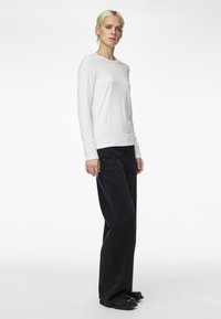 Pieces PCSIRENE TEE - Long sleeved top - bright white