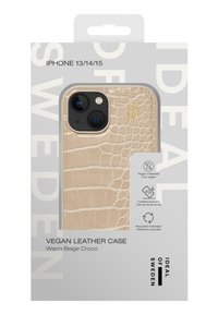 Vegan lærdeksel i varm beige med krokodillemønster. Kompatibel med iPhone 13/14/15. Har sertifisering for falltest.