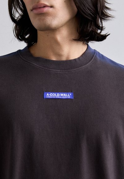 A-COLD-WALL* VERGE - Camiseta estampada - brown