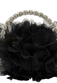Juodas audinio rankinukas su dideliu gėlių dizainu, pagamintu iš tiulio, su rankena, dekoruota kristalais. Minkšta tekstūra ir sudėtingas detalizavimas.
