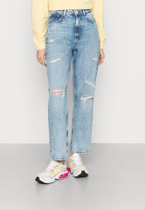 ONLY ONLWISER ROMEO BOYFRIEND - Jeansy Relaxed Fit - light blue denim