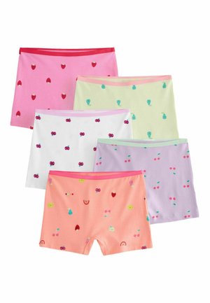 Pięć kolorowych chłopięcych bokserek z nadrukami owoców i tęczy, w tym truskawek, wiśni i gruszek, ułożonych w dwóch rzędach.