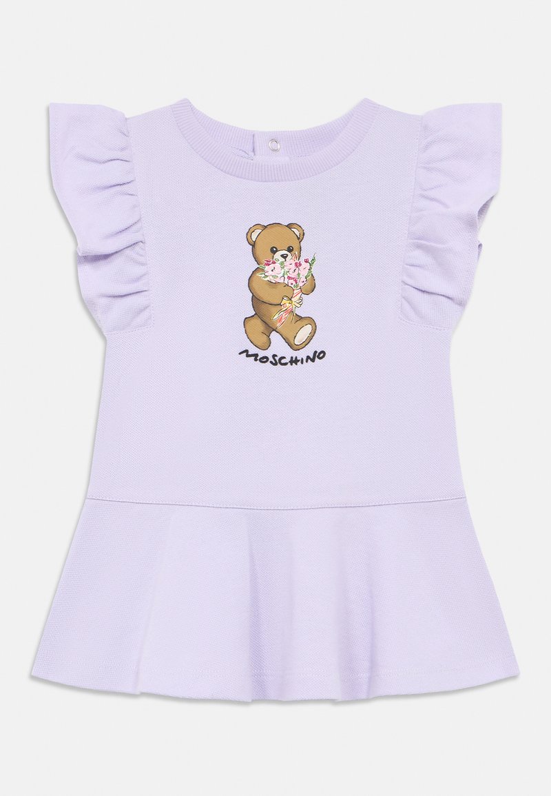 Φόρεμα ανοιχτό μωβ με κοντά μανίκια με βολάν, διακοσμημένο με γραφικό αρκουδάκι που κρατά λουλούδια και με καμπανούδα στο τελείωμα, κατασκευασμένο από υφασμάτινη υφή.